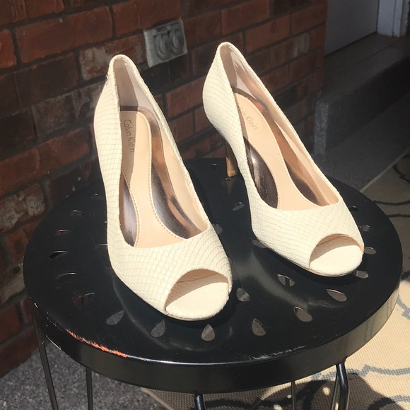 Snakeskin Calvin Klein Peeptoes - Picture 2 of 5